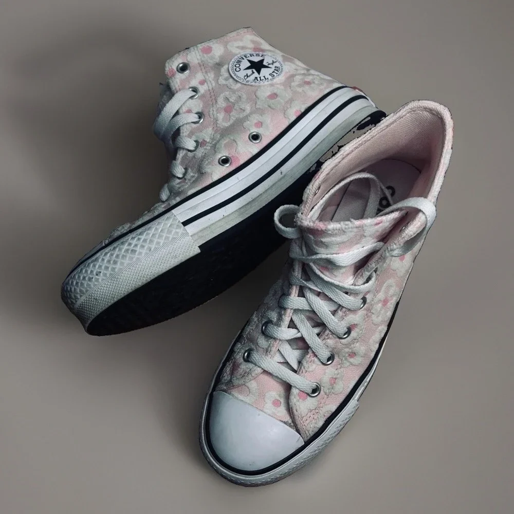 Converse Chuck Taylor All Star Platform Pink Floral High Tops 4Y or Women's Sz 6
